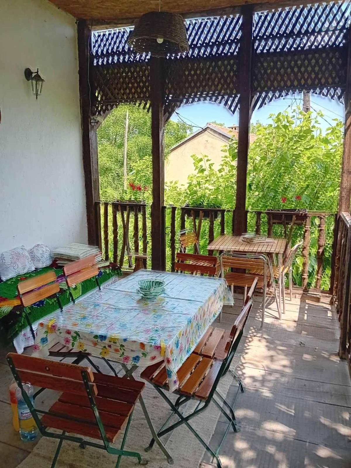 Appartement Country House Pivnica Milic Rogljevo Extérieur photo